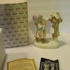 vintage Dolfi Birdland Cafe figure girl feed birds birdhouse in winter Italy